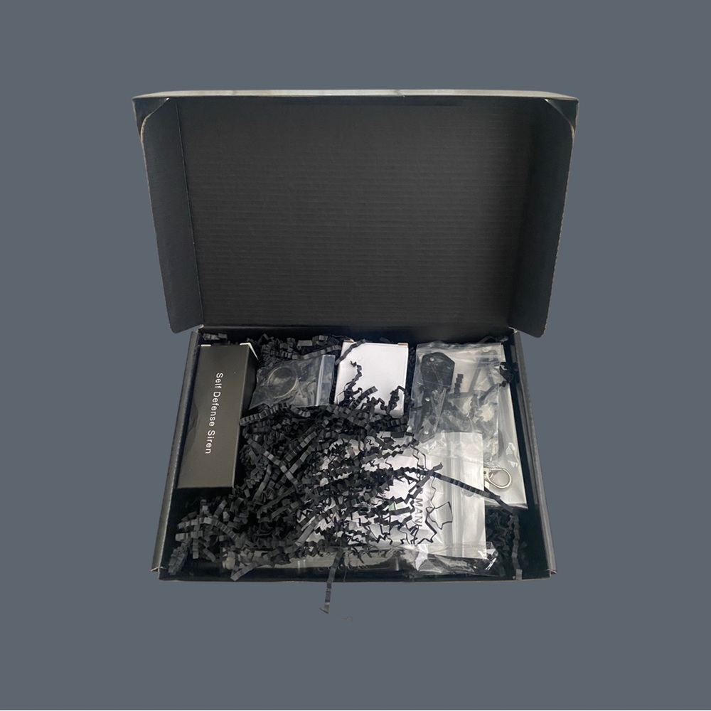⚫️ THE BLACK BOX PERSONAL SAFETY KIT ⚫️